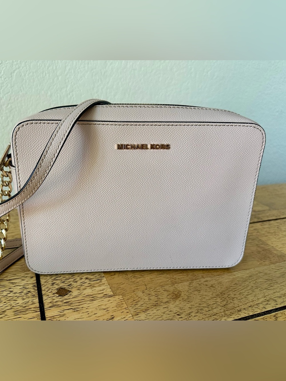 Michael Kors Blush Pink Jetset Crossbody Bag